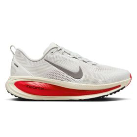 Nike HM6803-001 Vomero 18 Bej Erkek Koşu Ayakkabısı