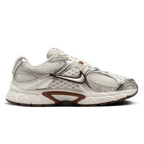 Nike HQ7901-102 V5 Rnr Beyaz Kadın Sneaker Ayakkabı