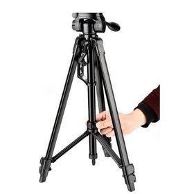 Nikon D500 Fotoğraf Makinesi 135 cm Tripod