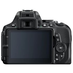 Nikon D5600
