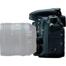 Nikon D610 28-300mm VR Lens DSLR Fotoğraf Makinesi