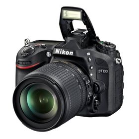Nikon D7000 18-200mm Lens DSLR Fotoğraf Makinesi