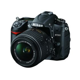 Nikon D7000 18-55mm VR II Lens DSLR Fotoğraf Makinesi