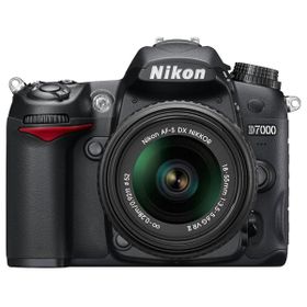 Nikon D7000 18-55mm VR II Lens DSLR Fotoğraf Makinesi
