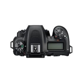 Nikon D7500 16-80mm DSLR Fotoğraf Makinesi