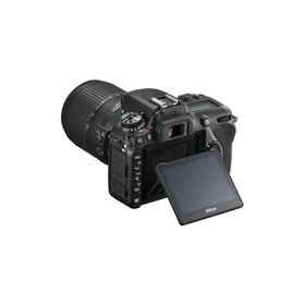 Nikon D7500 + 18-140mm Lens DSLR Fotoğraf Makinesi