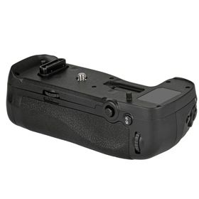 Nikon MB-D18 Battery Grip