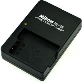 Nikon MH 62