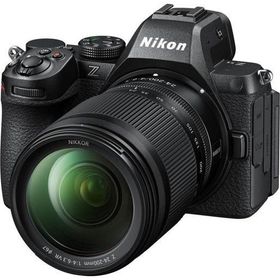 Nikon Z 5 II + 24-200mm Lens Aynasız Fotoğraf Makinesi