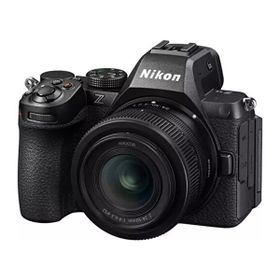 Nikon Z 5 II + 24-50mm Lens Aynasız Fotoğraf Makinesi