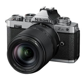 Nikon Z FC + 18-140mm Lens Gümüş Aynasız Fotoğraf Makinesi