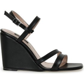 Nine West MOEX 3FX Siyah Kadın Dolgu Topuk Sandalet