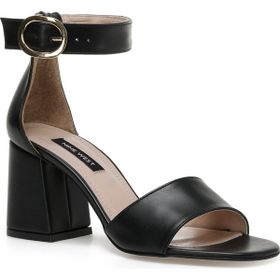 Nine West Royyan2 3FX Siyah Kadın Topuklu Sandalet