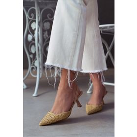Nişantaşı Shoes Ponnie Bej Hasır Sivri Burun Kadın Topuklu Ayakkabı