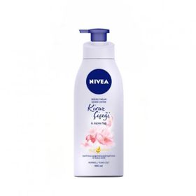 Nivea Body 400 ml Kiraz Çiçeği ve Jojoba Yağı Vücut Losyonu