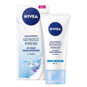 Nivea Canlandırıcı SPF 15 50 ml Yüz Bakım Kremi