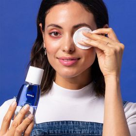 Nivea Çift Etkili Göz Makyaj Temizleyici 125 ml ve 15 ml Q10 Kırışıklık Karşıtı Göz Bakım Kremi