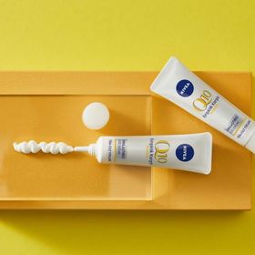 Nivea Çift Etkili Göz Makyaj Temizleyici 125 ml ve 15 ml Q10 Kırışıklık Karşıtı Göz Bakım Kremi