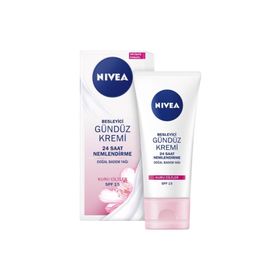 Nivea Essentials Besleyici Kuru Ciltler için 50 ml Gündüz Kremi