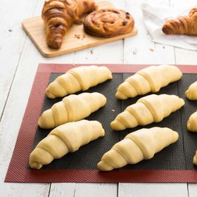 Nostik Kırmızı Siyah Silikon Ekmek Matı