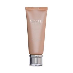 Note 402 30 ml Mineral Foundation