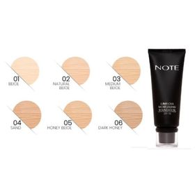 Note Luminous Moisturizing 01 Fondöten