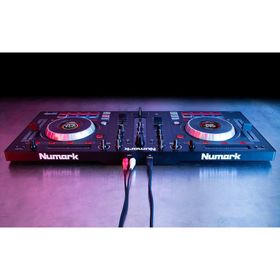 Numark Mixtrack Platinum DJ Kontrol Ünitesi