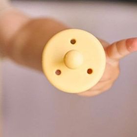 Oioi 0+ Ay Mellow Yellow Silikon Emzik