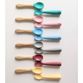 Oioi Nam Nam Mineral Blue Silikon Mama Kaşığı