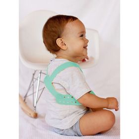 Oioi Yeşil Vakum Tabanlı Silikon Bebek Mama Tabağı
