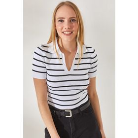 Olalook BLZ-19002236 Kadın Beyaz Polo Yaka Çizgili Crop Triko Bluz