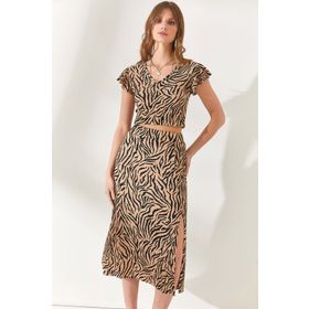 Olalook TKM-19000198 Kadın Camel Zebra Üst Bluz Alt Yırtmaçlı Etek Takım