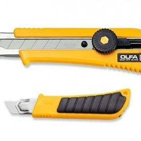 Olfa Geniş Sıkıştırmalı Lastikli L-2 Maket Bıçağı