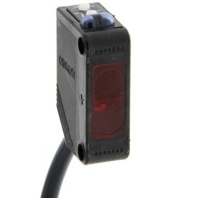 Omron E3Z-D81 2M OMI Fotoelektrik Sensör