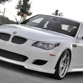Omsa Bmw E60 5 Serisi 2003-2010 Piano Black Flaplı Ön Lip