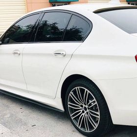 Omsa Bmw G30 5 Serisi Piano Black 2017 ve Sonrası Marşpiyel