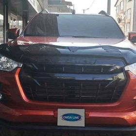 Omsa Isuzu D-Max 2020 ve Sonrası Yarasa Ön Kaput Rüzgarlığı