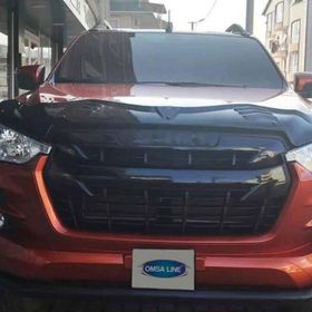 Omsa Isuzu D-Max 2020 ve Sonrası Yarasa Ön Kaput Rüzgarlığı