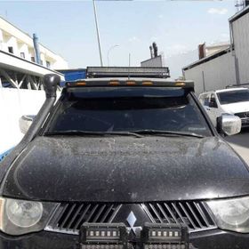 Omsa Mitsubishi L200 Ledli Mat Siyah 2005-2011 Arası Ön Siperlik
