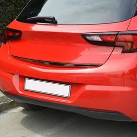 Omsa Opel Astra K HB Siyah Krom 2016 ve Sonrası Bagaj Çıtası