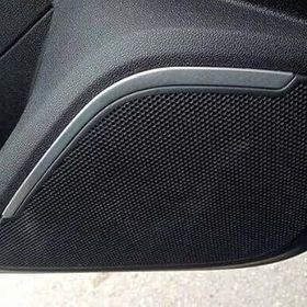 Omsa Renault Megane 4 Sedan 2 Parça 2021 ve Sonrası Krom Hoparlör Çıtası