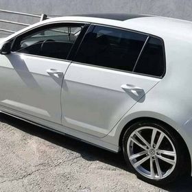Omsa VW Golf 7 Piano Black 2012-2019 Arası Marşpiyel