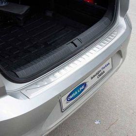 Omsa VW Passat B7 2010-2015 Arası Taşlı Krom Arka Tampon Eşiği