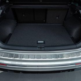 Omsa VW Tiguan 2016 ve Sonrası Taşlı Krom Arka Tampon Eşiği