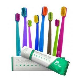Opalescence 133 gr Beyazlatıcı Diş Macunu + Curaprox 3960 Diş Fırçası