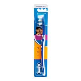 Oral-B 3-Eeffect Manual Medium 1 Diş Fırçası