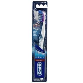 Oral-B 3D Beyaz Pro-Flex Orta 4'lü Diş Fırçası