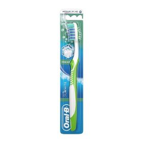 Oral-B 3D White Fresh Orta Diş Fırçası