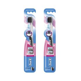 Oral-B Compact Siyah Diş Fırçası