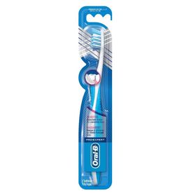 Oral-B Extra Clean Diş Fırçası